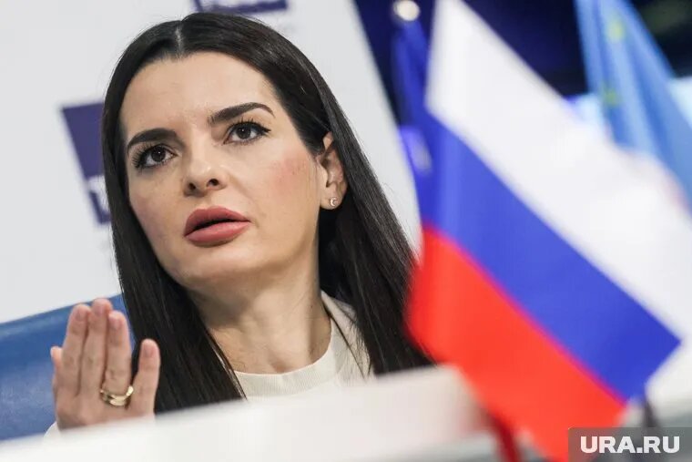 Адвокат Гуцул увидела в ее глазах решимость доказать свою невиновность. Фото: Владимир Андреев © URA.RU