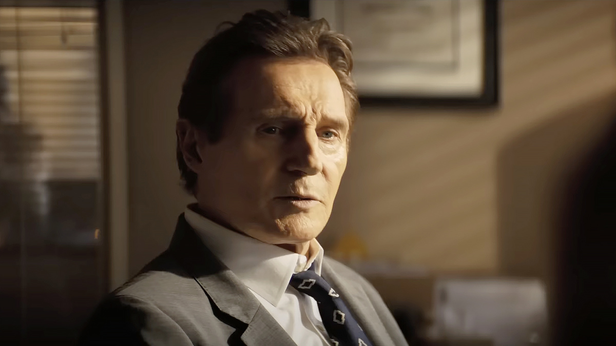 Кадр из фильма "Голый пистолет"