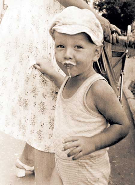 Никита Панфилов в детстве