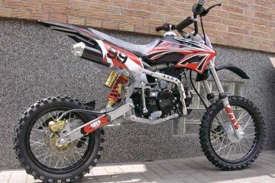    МВД предлагает штрафовать за выезд питбайков на дороги общего пользования