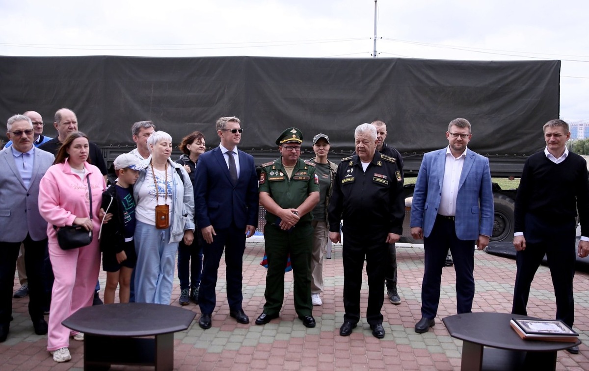    В Музей СурГУ переданы новые экспонаты с СВО