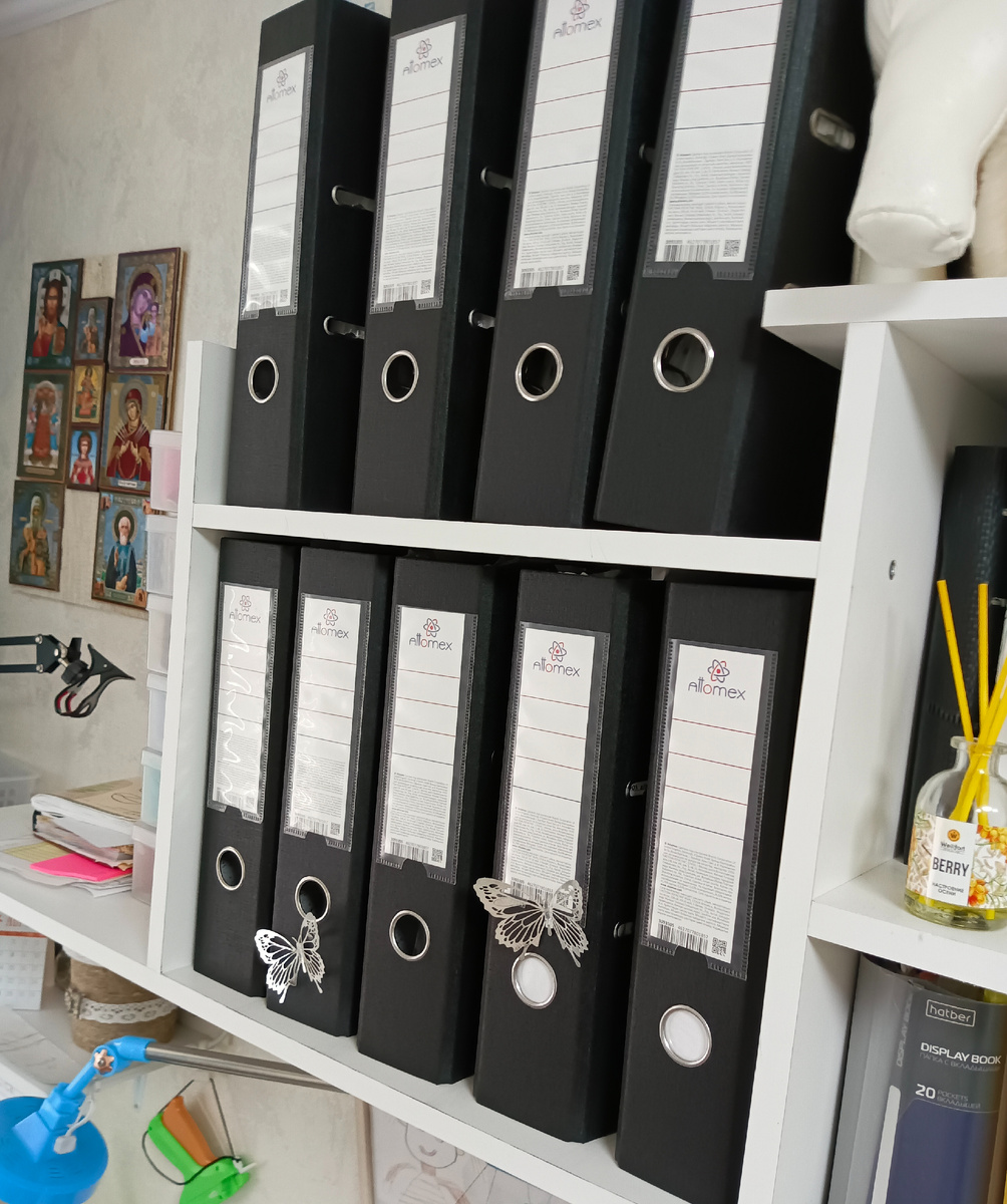 Моя система хранения выглядит так.