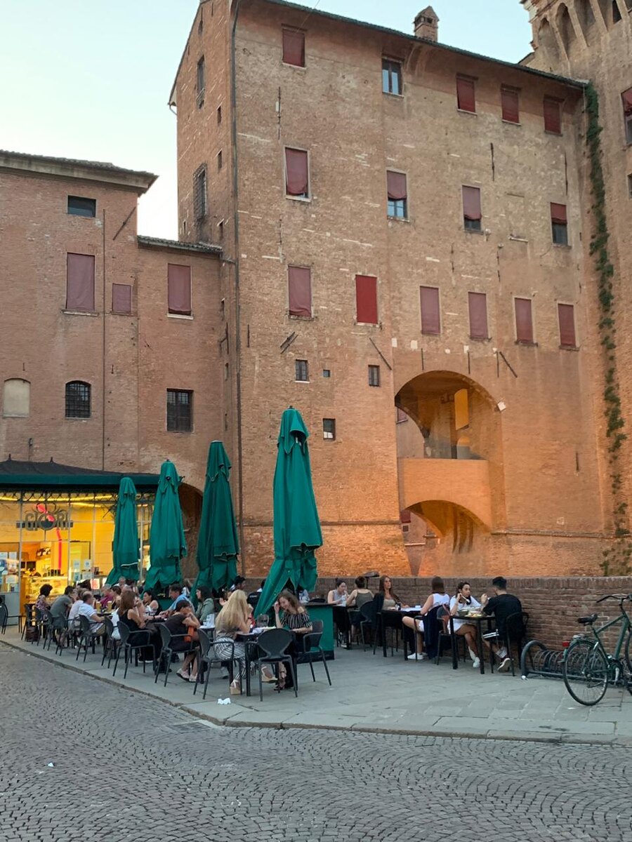 Частный архив. Замок. 