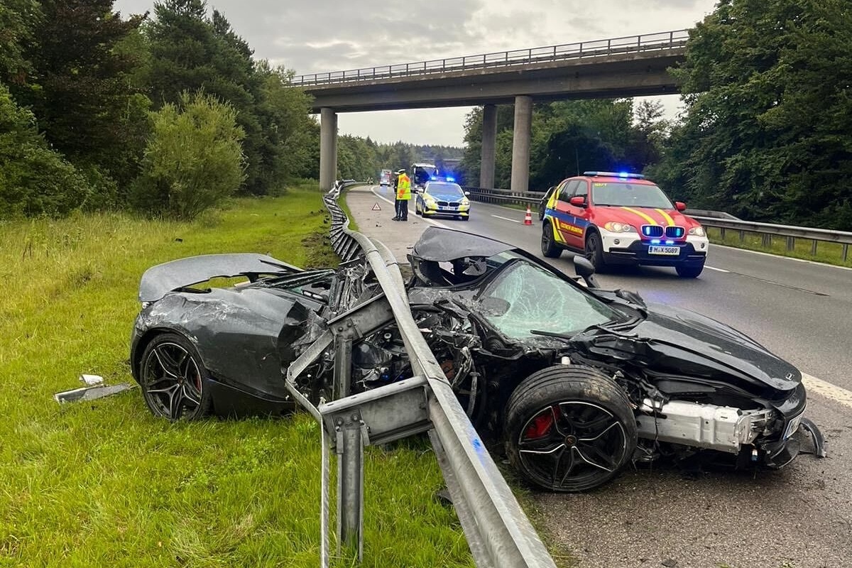 McLaren 720S (в прошедшем времени)