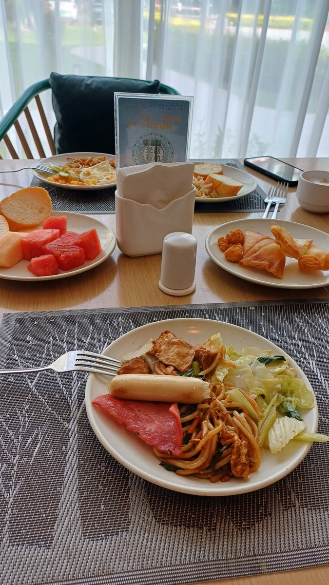 Один из завтраков в отеле.