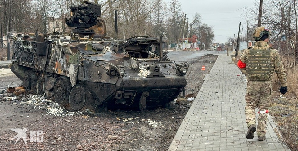    Уничтоженная бронетехника ВСУ на улицах Суджи, Курская область, март 2025 г. Александр КОЦ