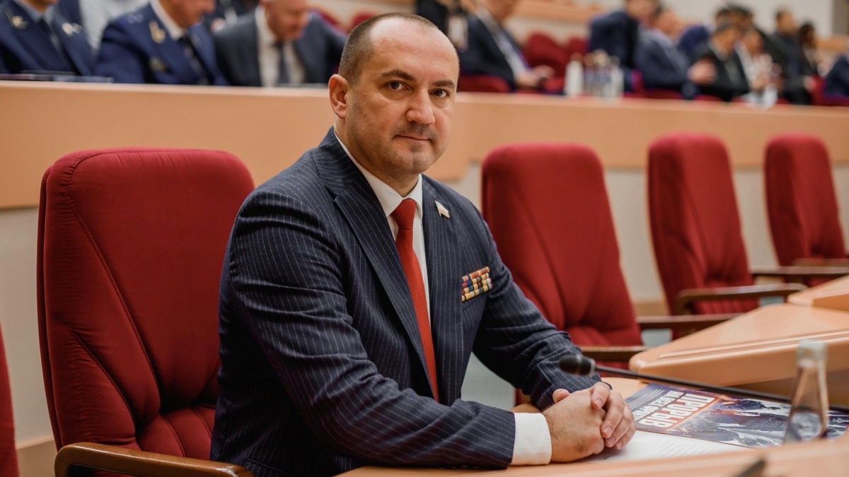    Калинин высказался о переводе саратовских чиновников в мессенджер MaxНовости Саратова и области – Сетевое издание «Репортер64»