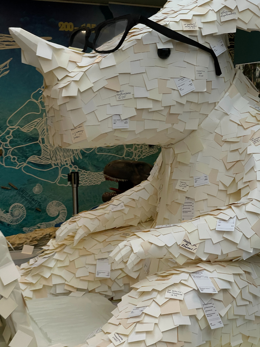 Делозавр. Дарвиновский музей, Москва. РК «Яндекс Go для бизнеса» Скульптор: И.А. Гурко
