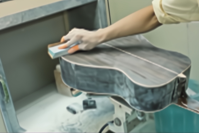 Шлифовка гитары Yamaha FG9