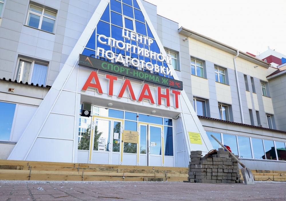    Сургутский район обновляет спортивные объекты перед новым сезоном