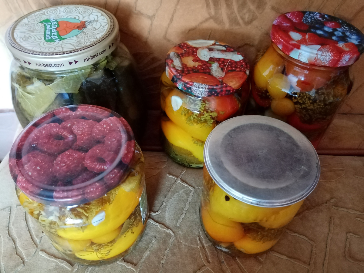 маринованые помидорки/фото автора 