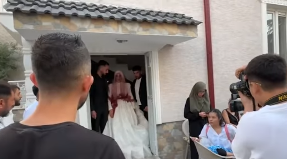 Забирают невесту