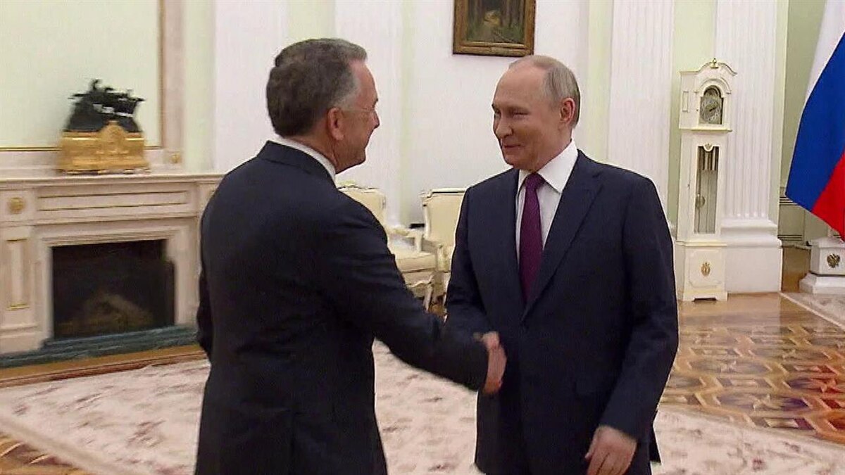 Владимир Путин провел встречу со спецпосланником Уиткофф в Кремле