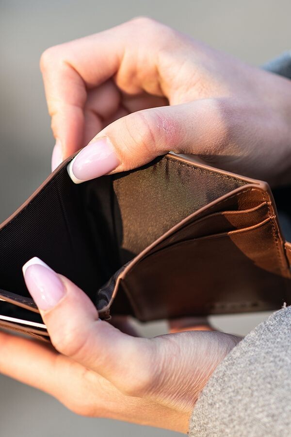 Главное взять кошелёк в свои руки!)