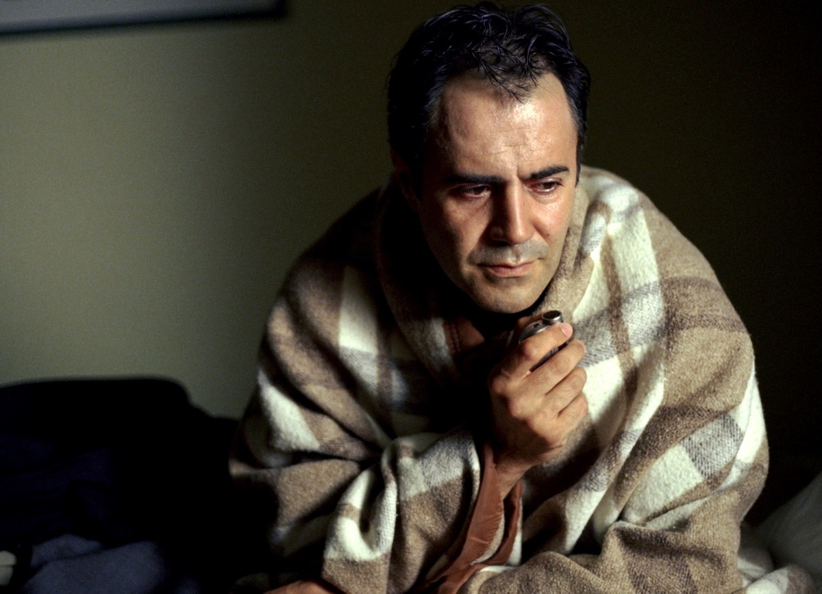 Триллер, драма, комедия, преступление. Бельгия, Франция, Испания. В главных ролях: Хосе Гарсия, Карин Виар, Криста Тере, Ульрих Тукур.