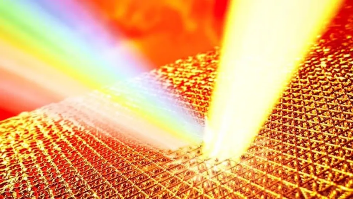 Образец золота с пропущенным через него импульсом сверхяркого рентгеновского излучения. Источник: Greg Stewart/SLAC National Accelerator Laboratory