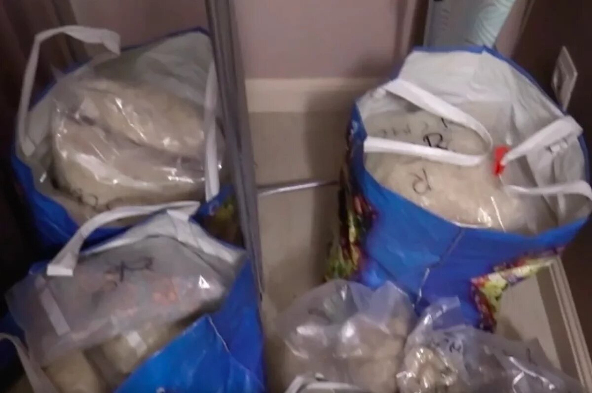    Суд приступает к рассмотрению дела о контрабанде свыше 134 кг наркотиков