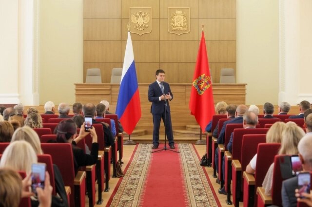    Высоких наград удостоены 23 строителя Красноярского края. Фото: Правительство Красноярского края/ Александр Черных