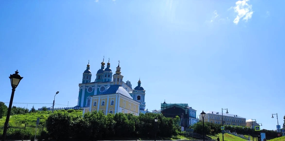ОДин из самых узнаваемых видов Смоленска - Соборная гора. Фото автора