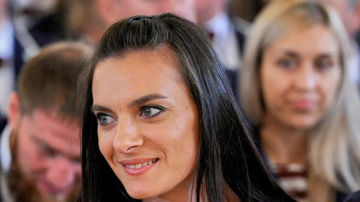    Елена Исинбаева