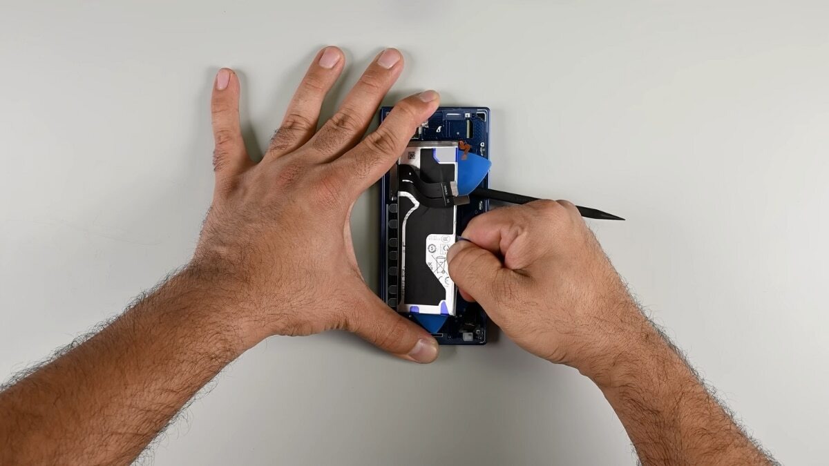    iFixit