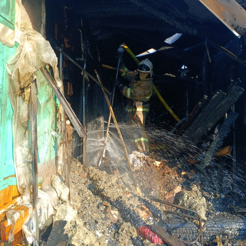    Электрик из Беломорска спалил дом freepik