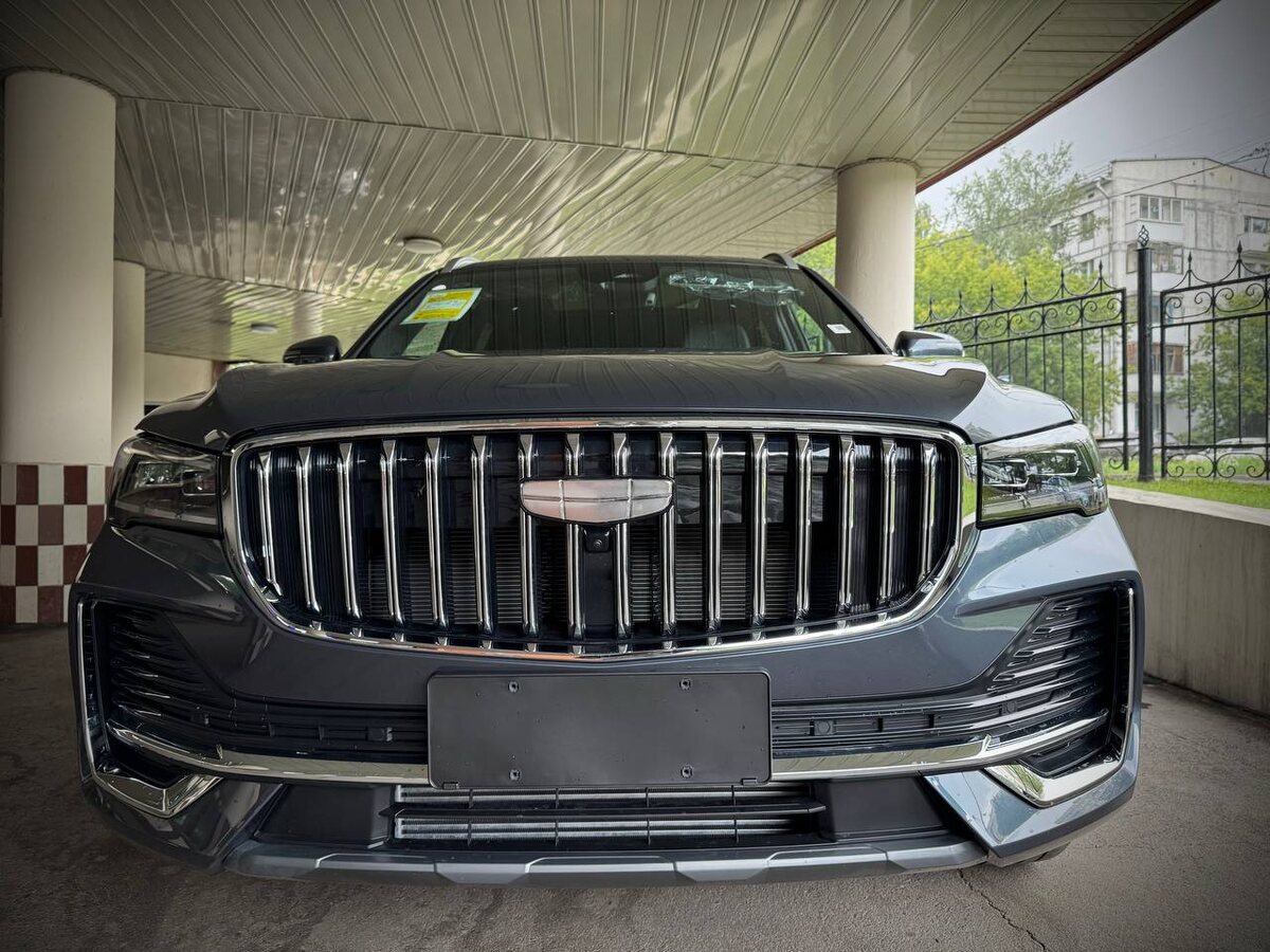 Geely Monjaro 2025 года, рестайлинговый. Фото: Августинка Алена
