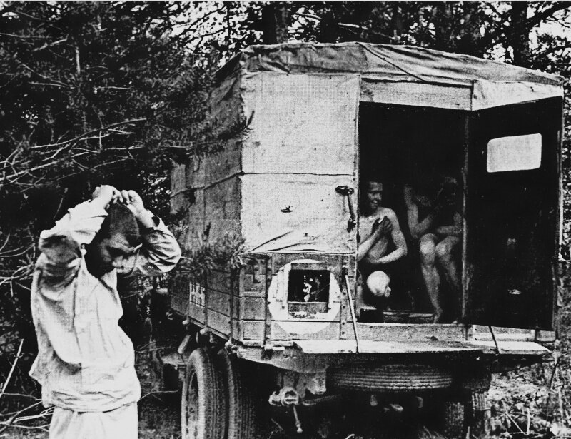 Передвижная баня периода Великой Отечественной войны.