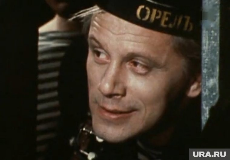     Владимир Сафронов в спектакле «Оптимистическая трагедия» (1977) в Малом театре Оптимистическая трагедия (1977) / СССР / Режиссеры Леонид Варпаховский, Виталий Иванов / Спектакль по одноименной пьесе Вс.Вишневского в постановке Государственного академического Малого театра Союза ССР