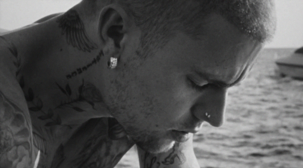     Джастин Бибер / Кадр из клипа «Yukon»