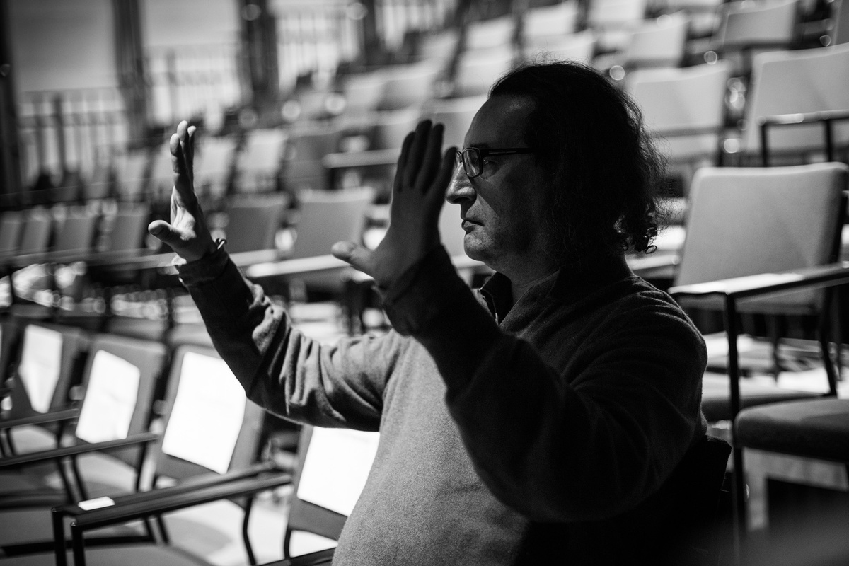    Борис Юхананов во время репетиции