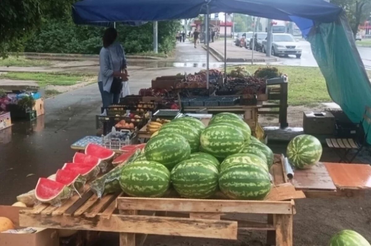    В Московском районе составлено 80 протоколов на нелегальных торговцев