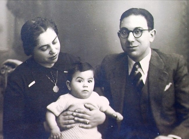 Стелла с родителями