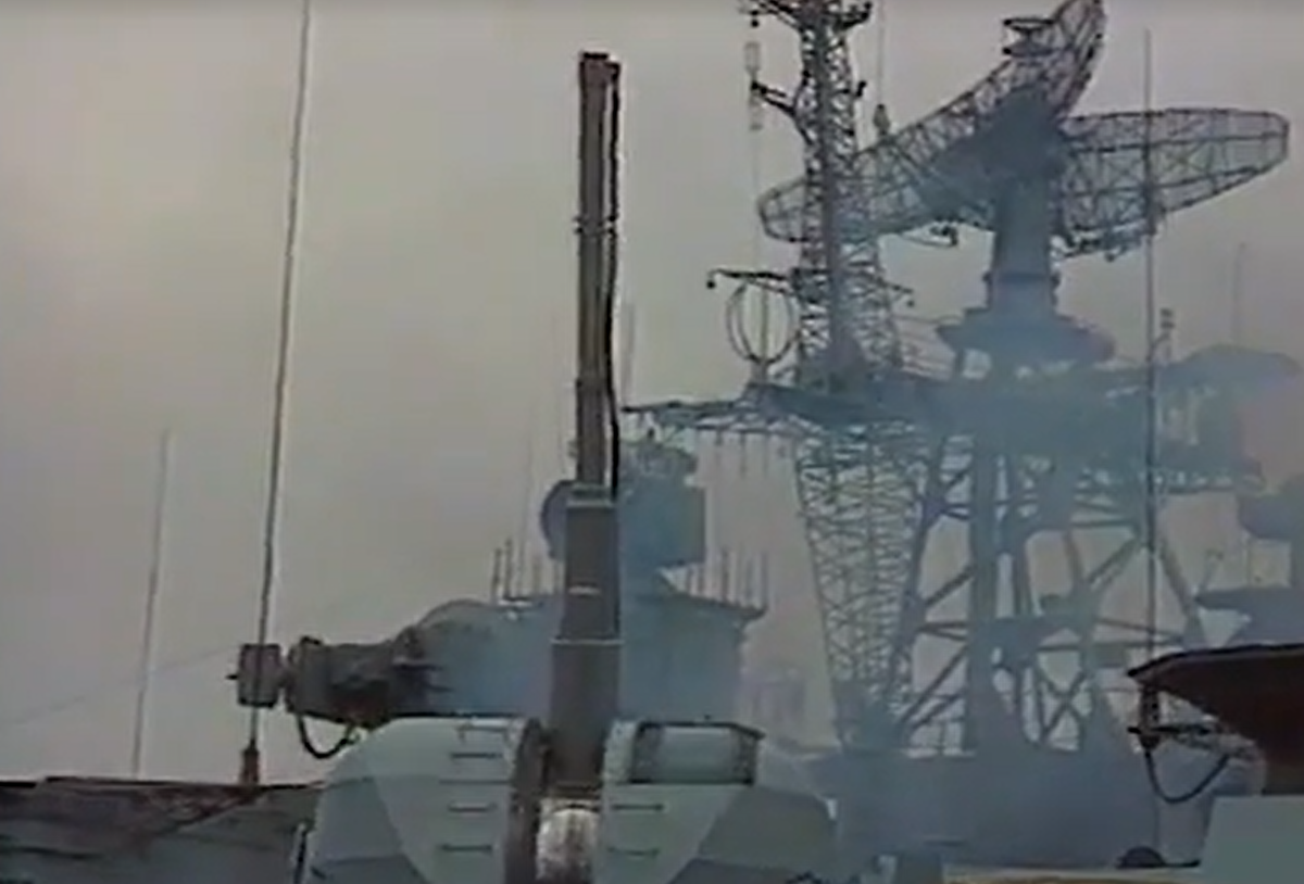 Кадры из видео https://yandex.ru/video/preview/11851939069174969899