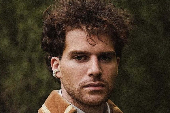     Соцсети Лео Канделаки