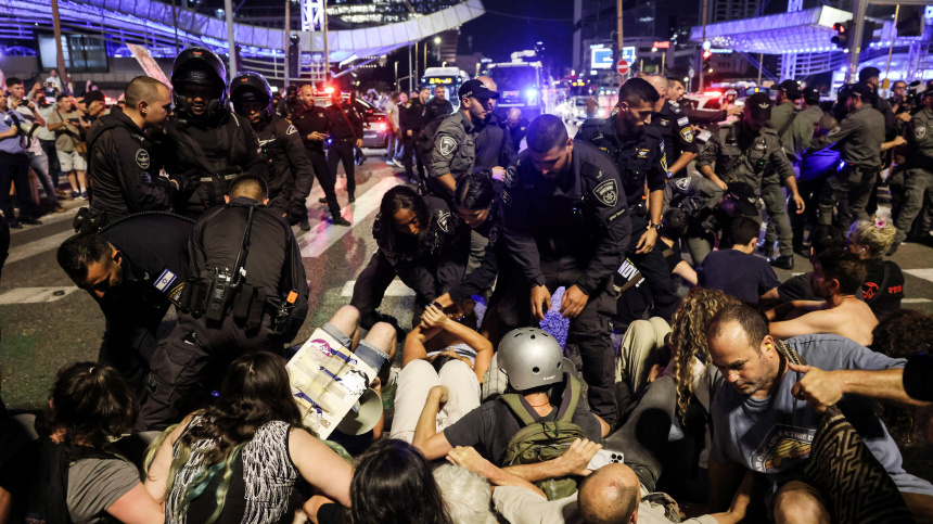    Фото: Reuters/Tomer Appelbaum; 5-tv.ru