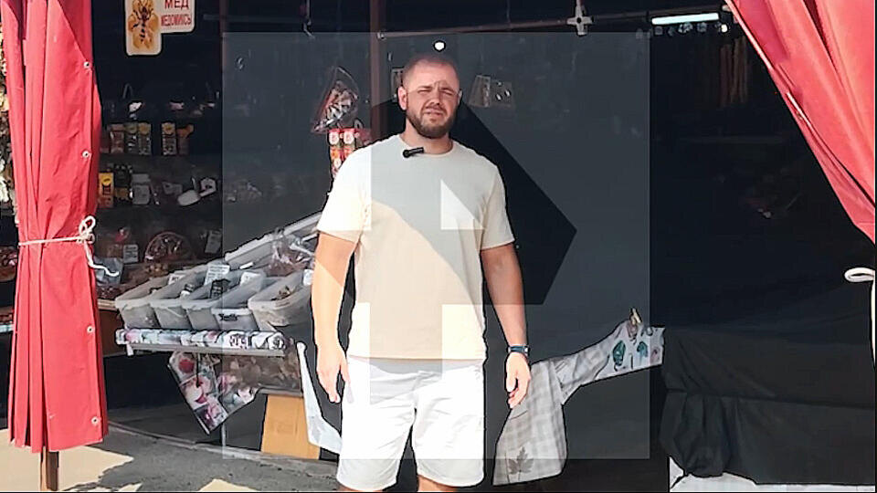     Сын погибшей от отравления чачей в Адлере: "Моя семья не единственная" РЕН ТВ