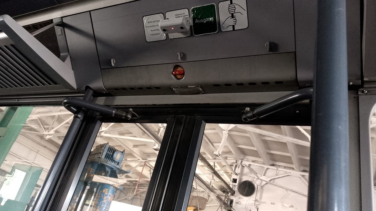 счетчик пассажиропотока NSCAR в автобусе