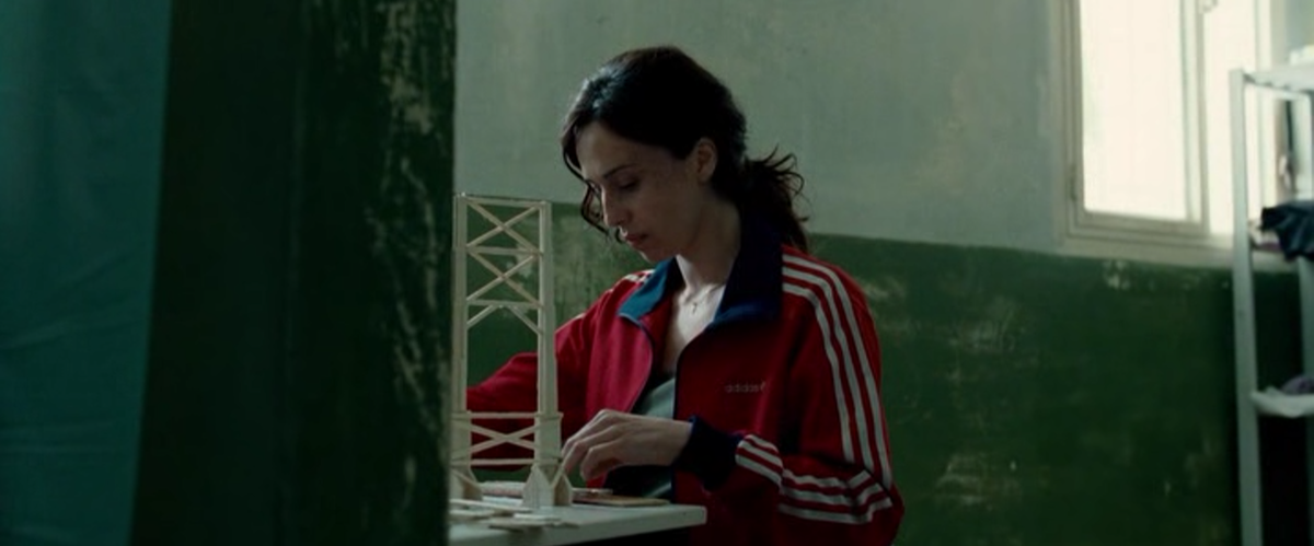 Аврора ( исполнении Ариадны Хиль) | скриншот из фильма