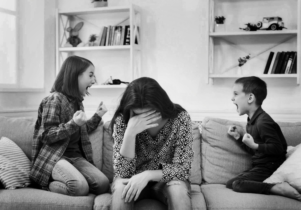 Изображение со страницы https://imerica.ru/sestra-ne-obshchaetsya-s-mamoy