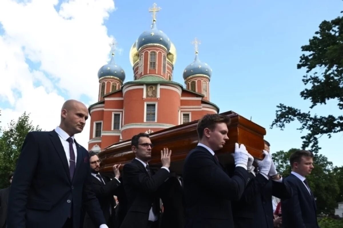    Захоронение князя Трубецкого в Донском монастыре стало первым с 1911 года