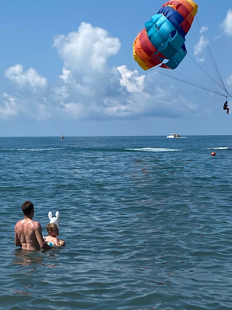 Муж и сын три года назад 🌊 