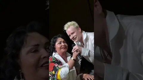 Фото из открытых источников. Надежда Бабкина на концерте Шамана в Ялте