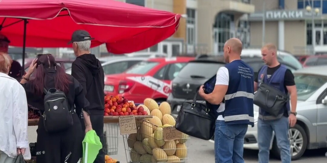 Нелегальные палатки снесли в Невском районе после жалоб петербуржцев