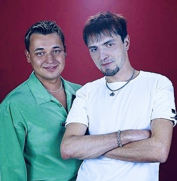 Руки вверх! 