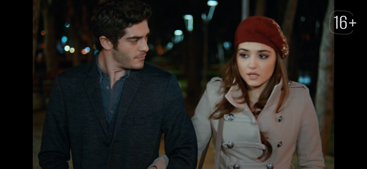 Стоп кадр сериала «Любовь не понимает слов». Хаят вышла замуж за Мурата- абьюзера по любви