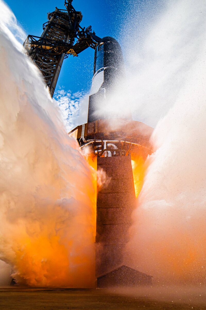 Ход испытаний прототипа Ship37 1 августа 2025 г., фото компании SpaceX
