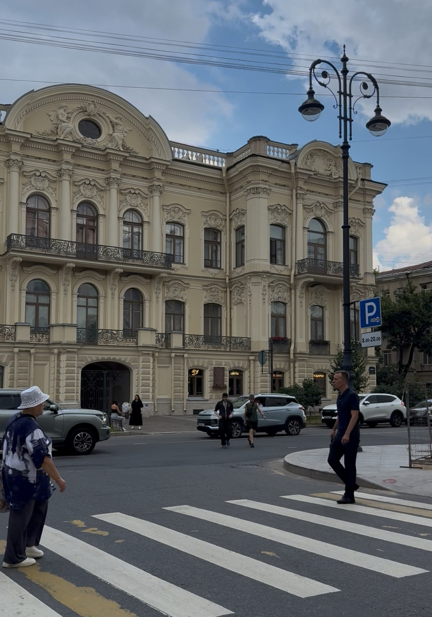 Кадры города 