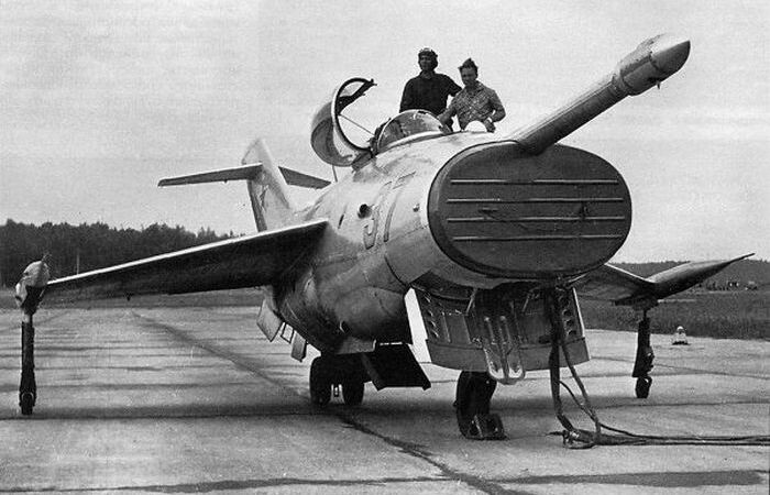 Первый среди подобных.