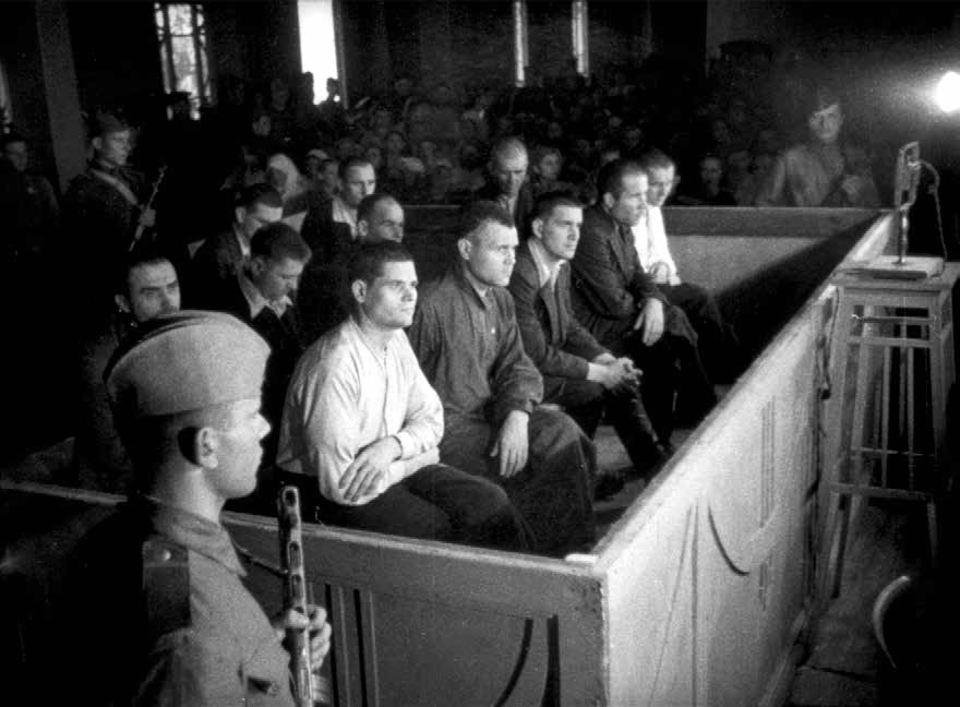 Подсудимые